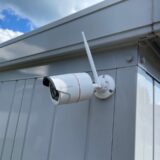 YESKAMOの防犯カメラを新築戸建てにDIYで取り付けてみた！電源の取り方やWifi接続方法をブログで解説