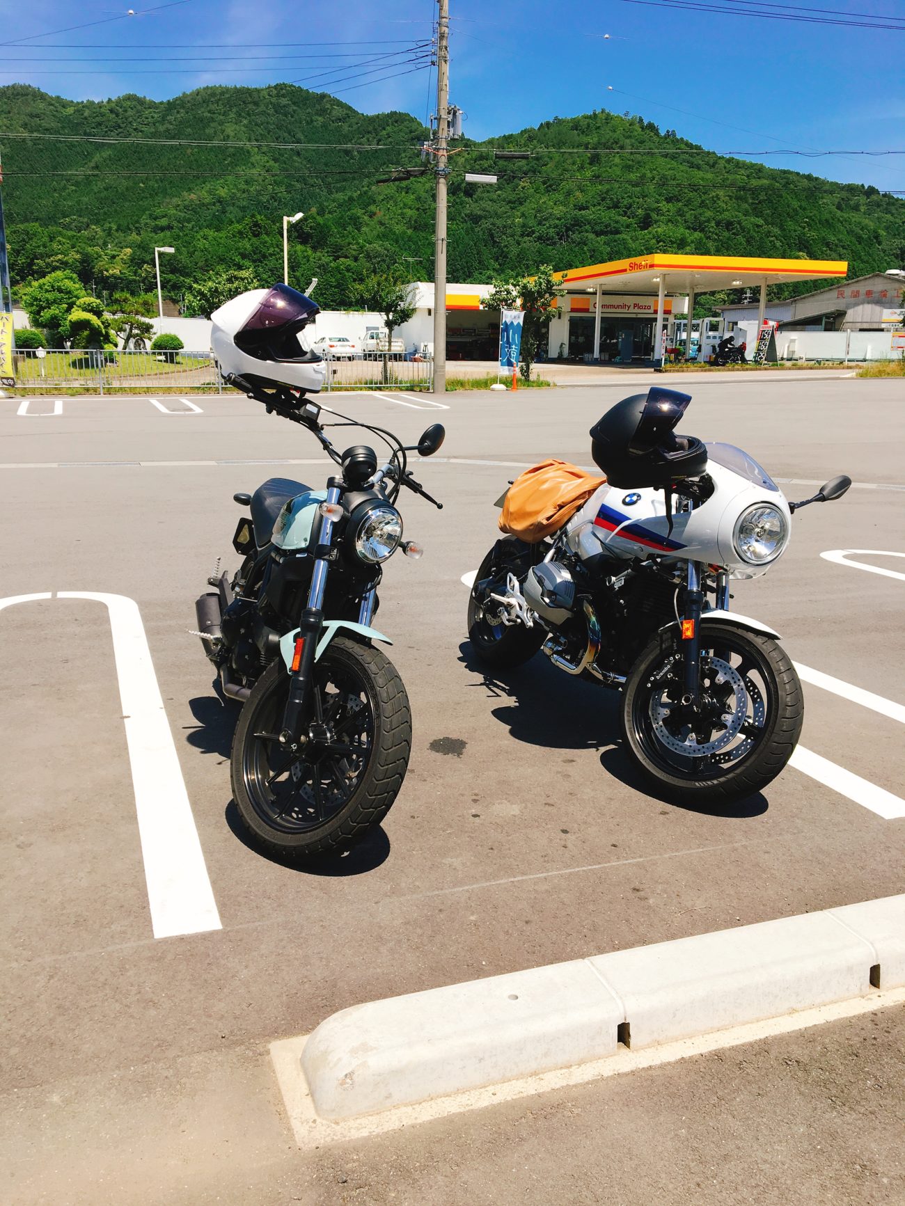 市島町のセブンイレブンでコーヒー休憩