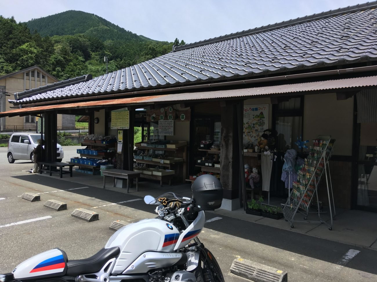 道の駅「みたけの里」で休憩