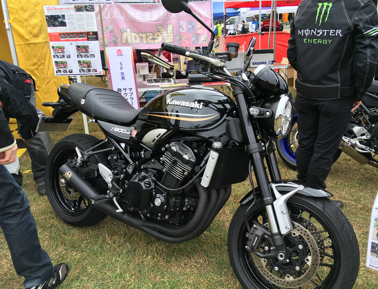 Z900のカスタムパーツ
