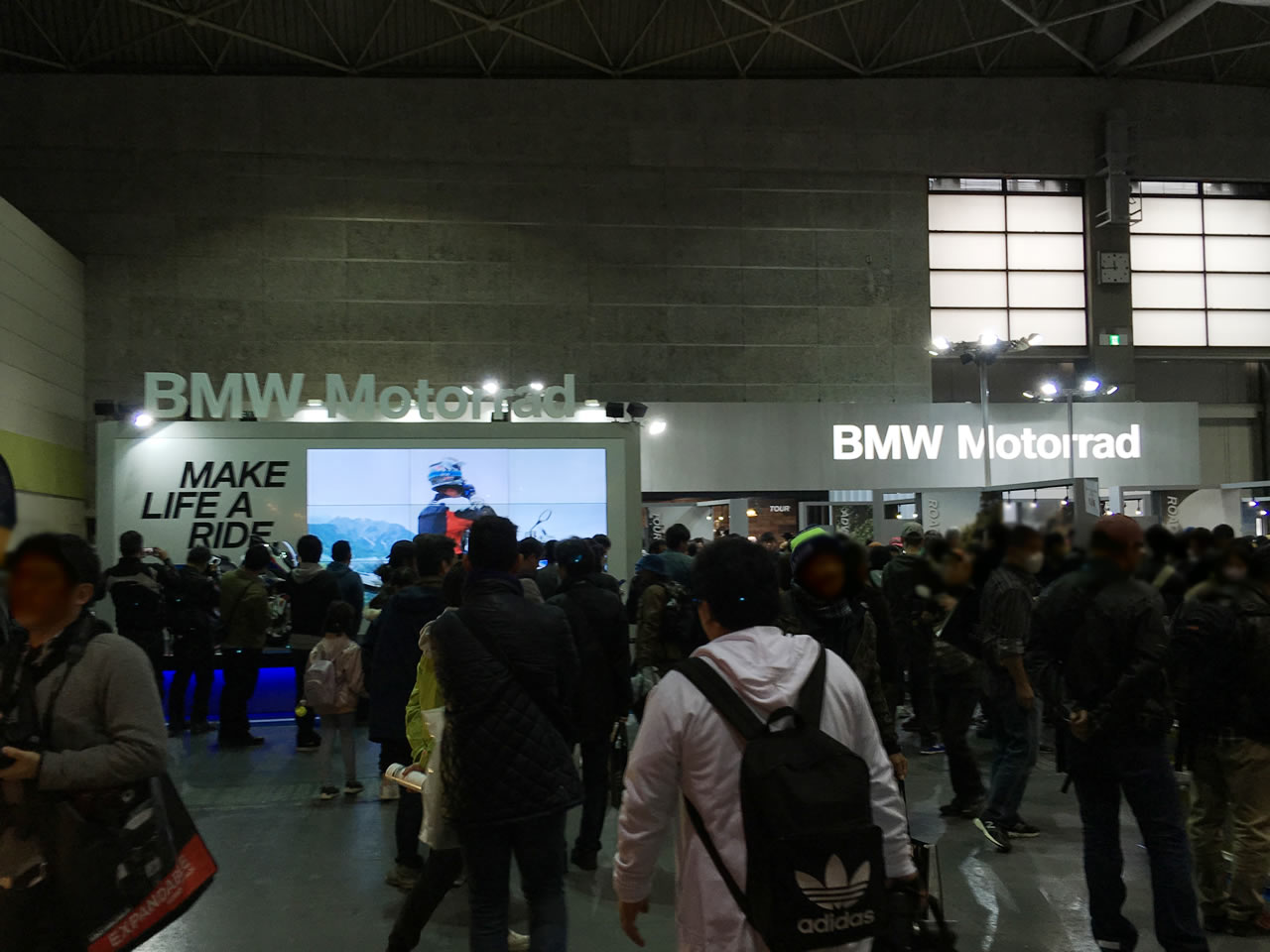 まずはBMWのブースから