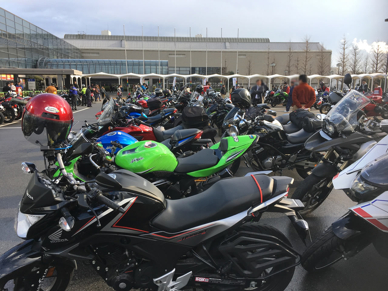 モタサイに駐車場ってあるの?