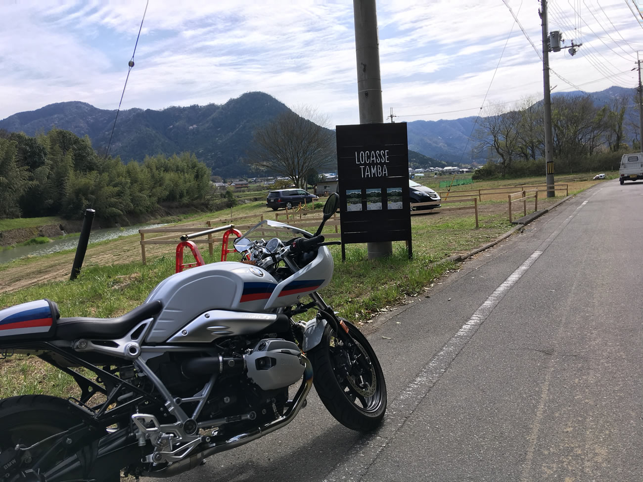 ロカッセタンバの駐車場
