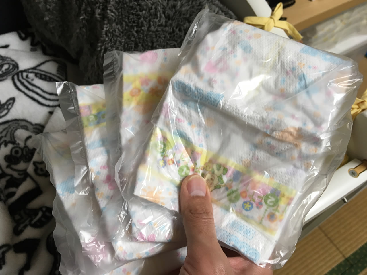 オムツ入れに入れておく