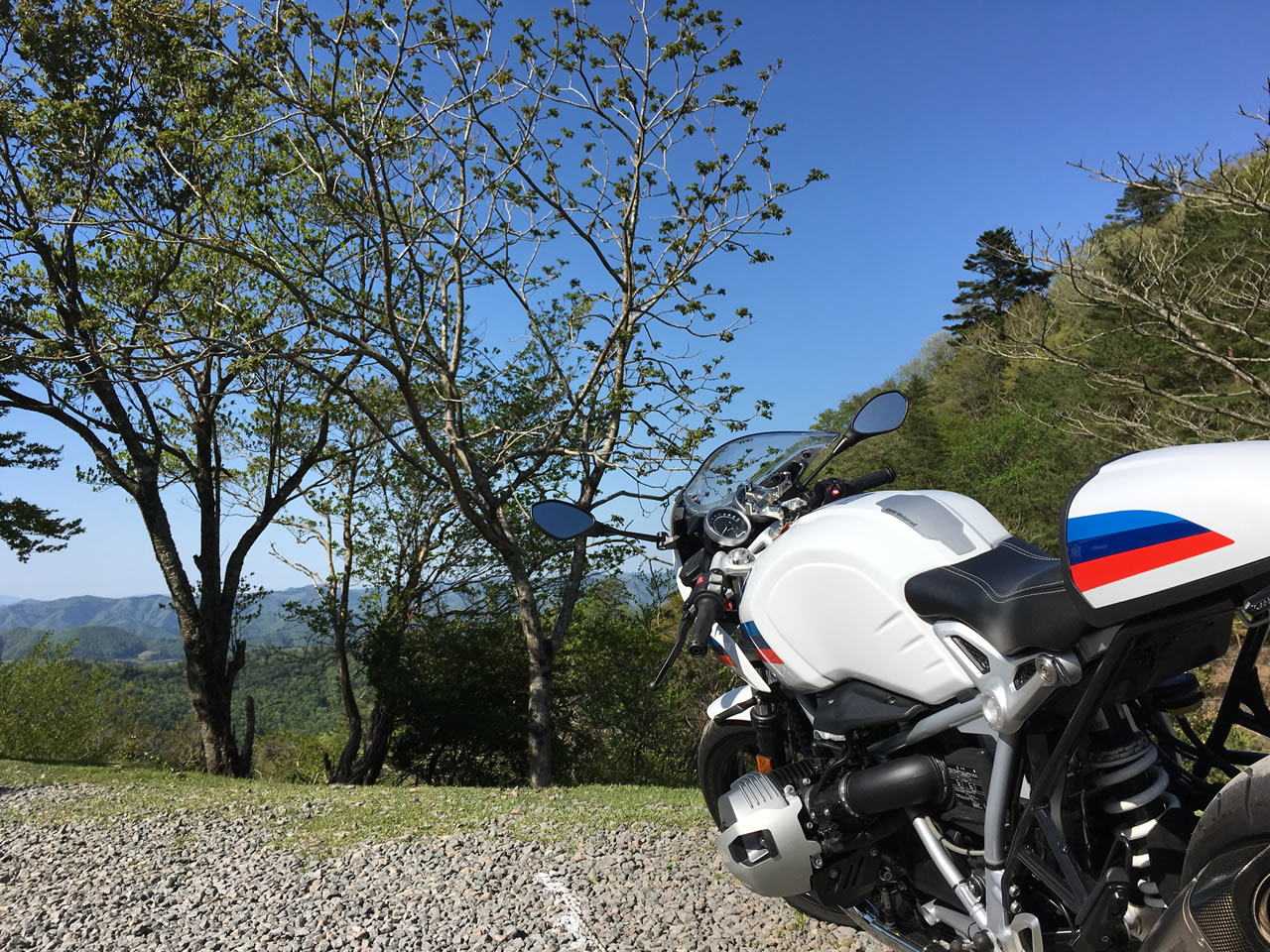 R nine T racerと多紀連山パート3