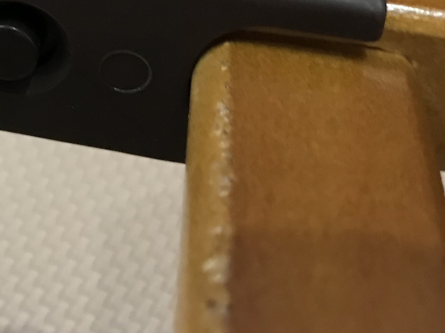 木特有のささくれを発見