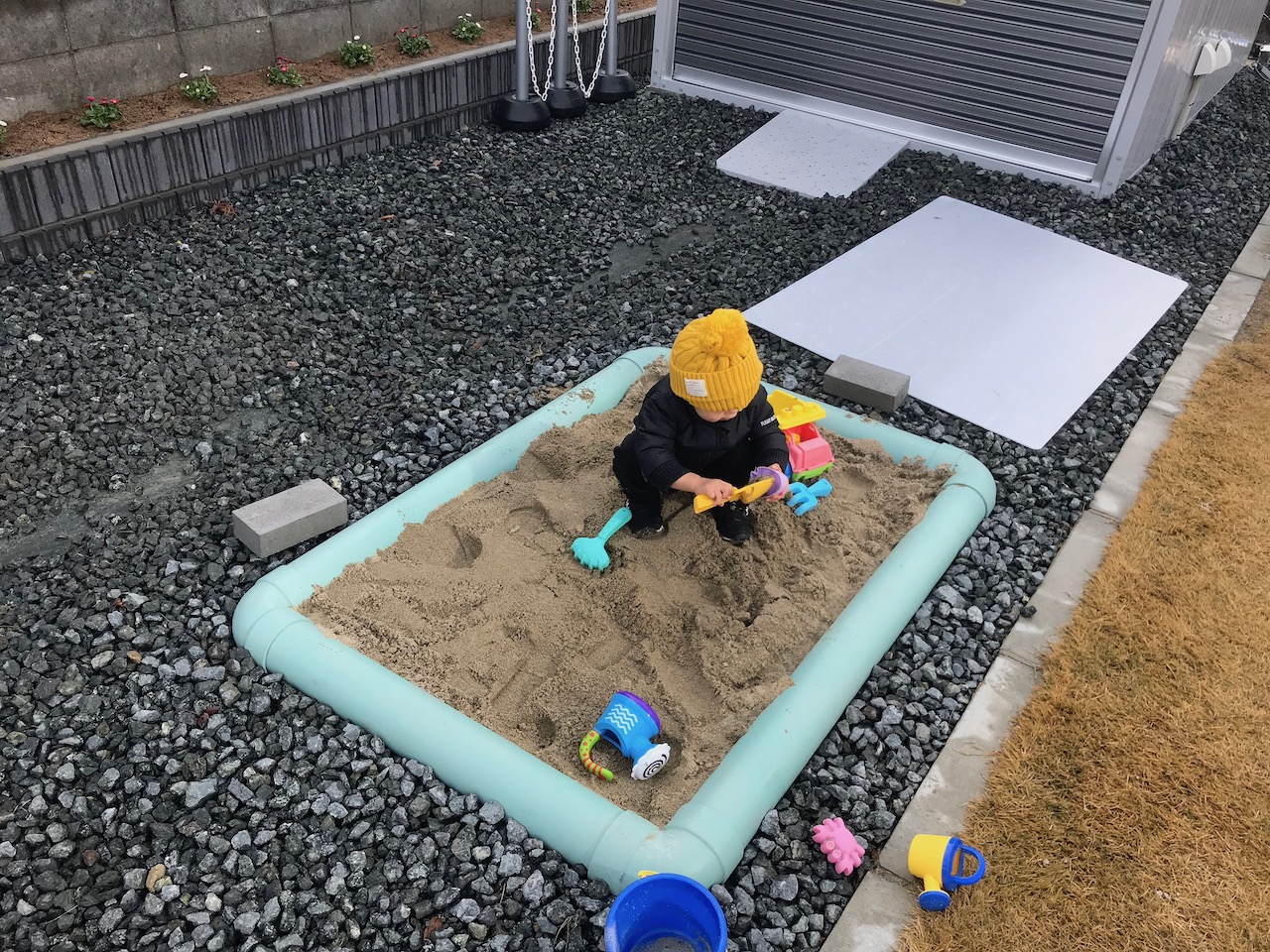塩ビパイプの砂場なら子供が入って遊べる
