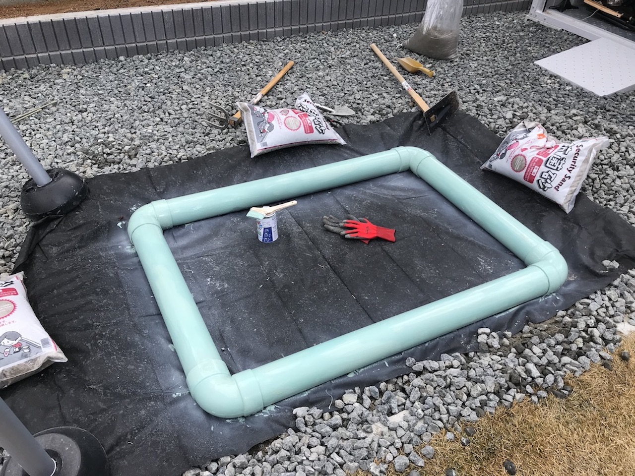 アレスアーチのアーチエメラルドを塗布完了